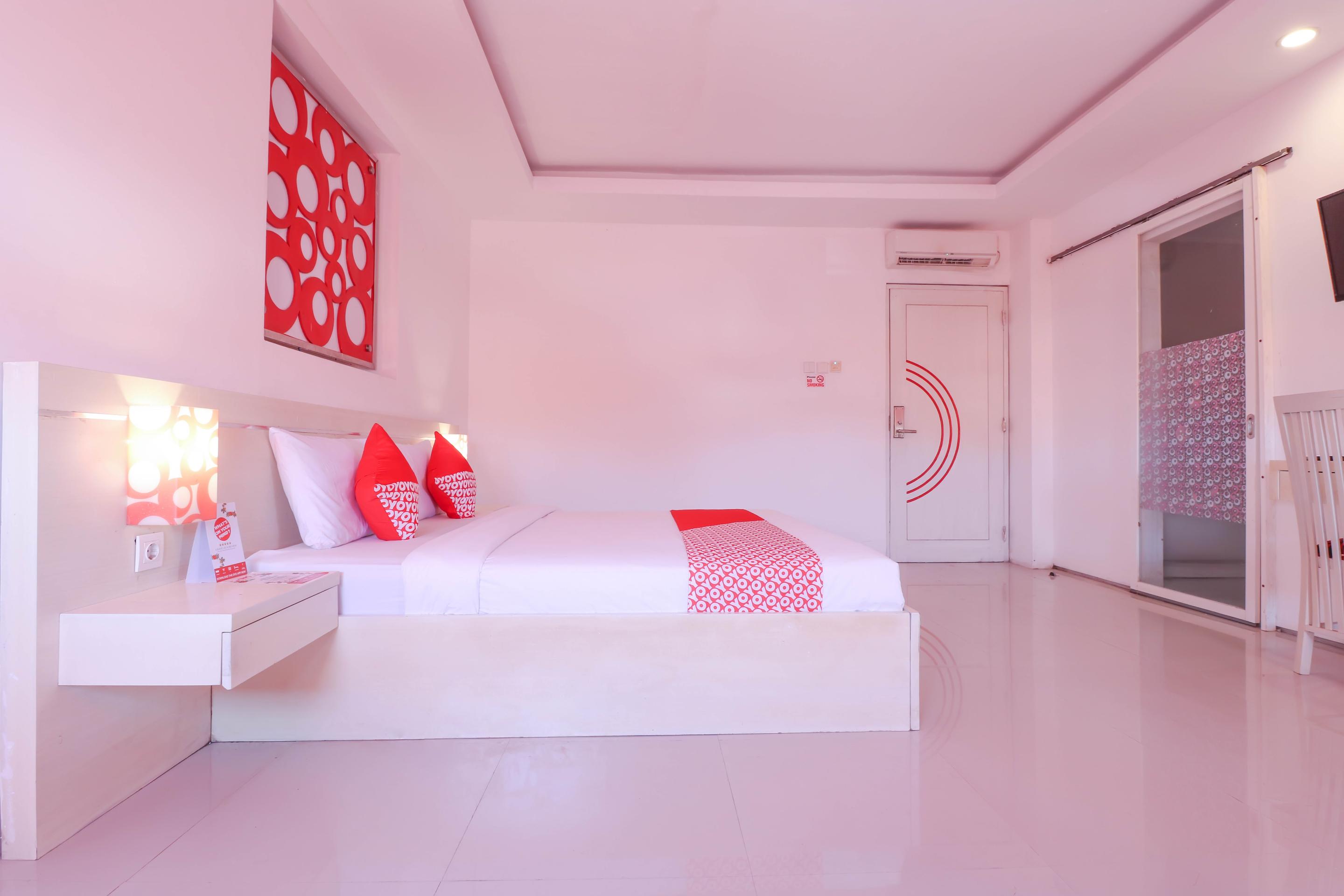 Oyo 1489 Simona Hotel Kerobokan Exteriér fotografie