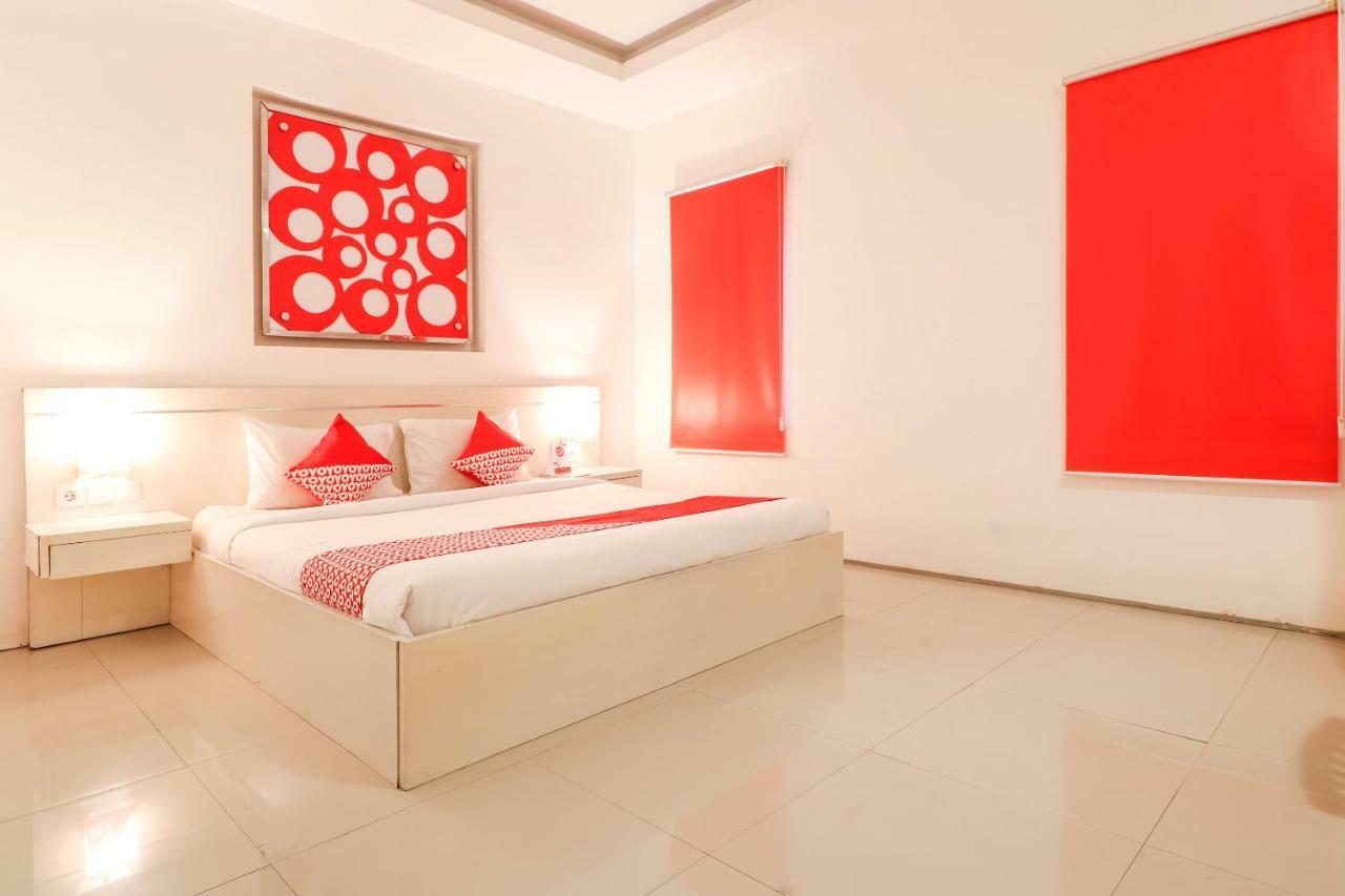 Oyo 1489 Simona Hotel Kerobokan Exteriér fotografie