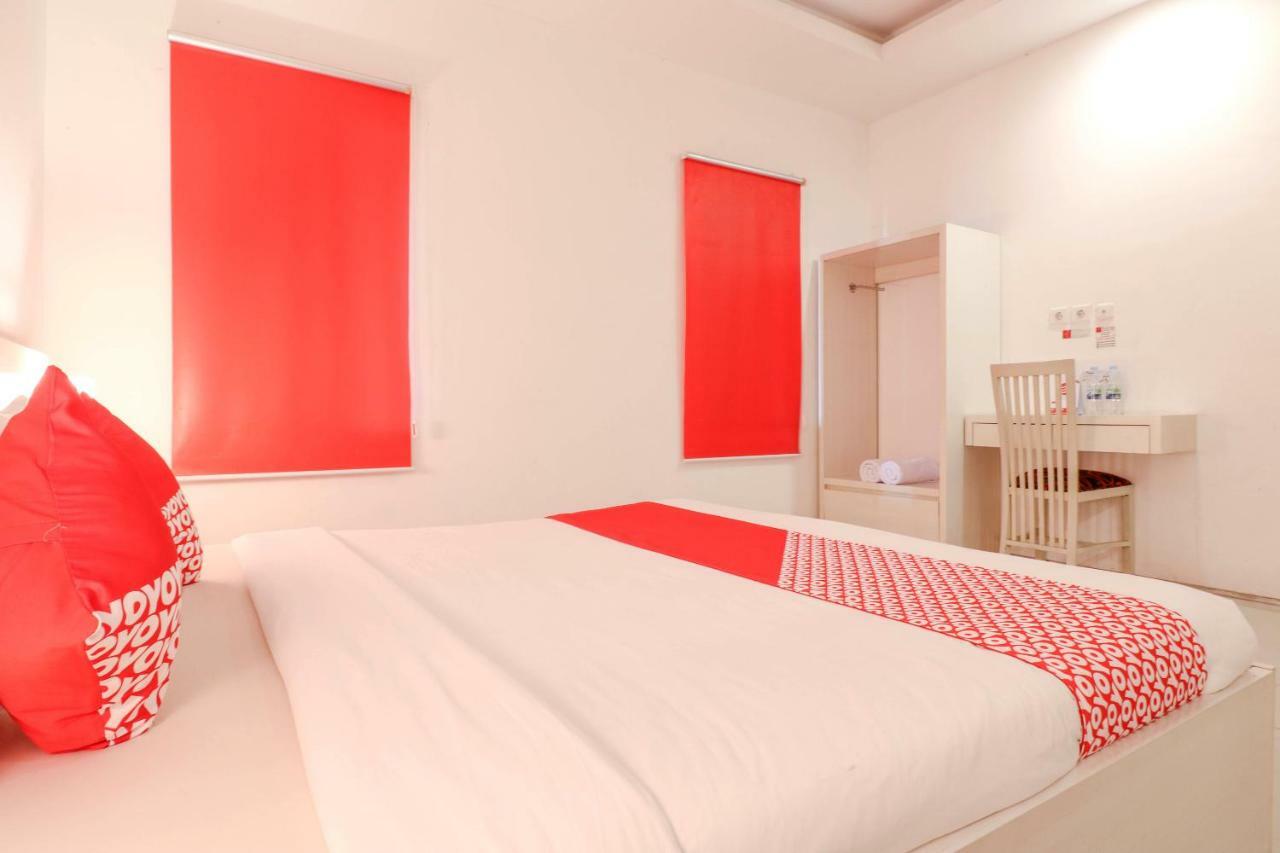 Oyo 1489 Simona Hotel Kerobokan Exteriér fotografie